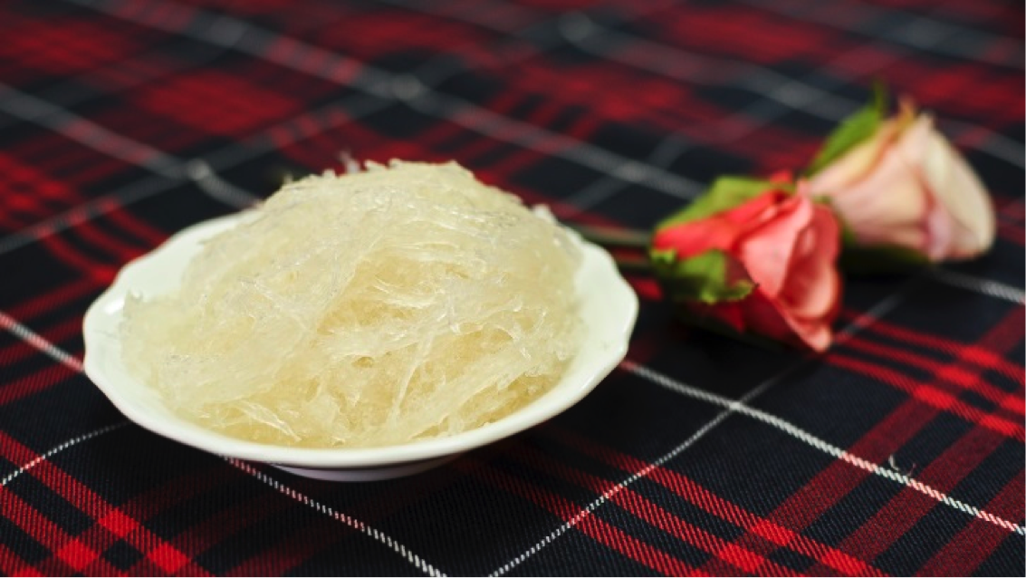 Làm sạch tổ yến